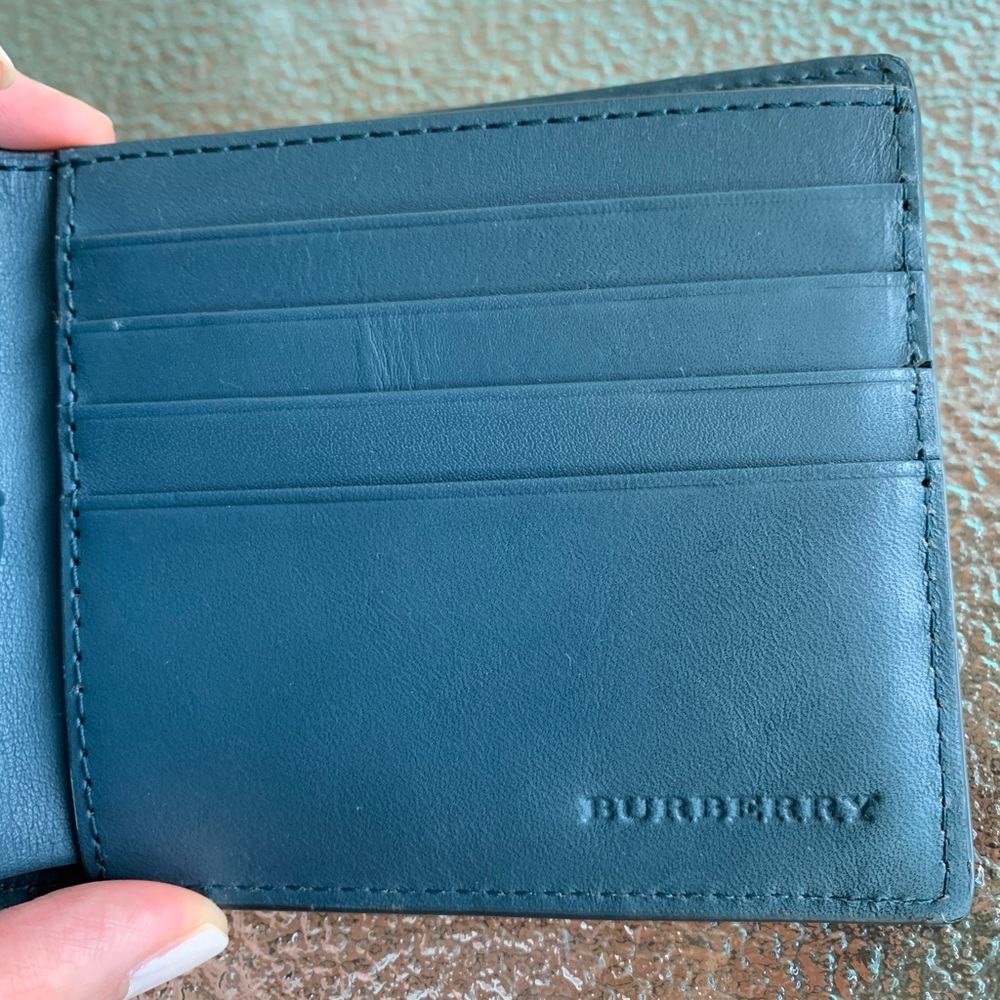 Burberry Men’s Wallet - Picture 3 of 9
